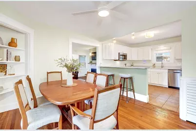214 Laurel Street, Melrose, MA 02176 - Photo 8