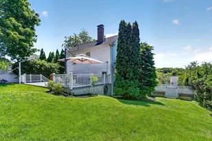 214 Laurel St, Melrose, MA 02176 - Photo 30