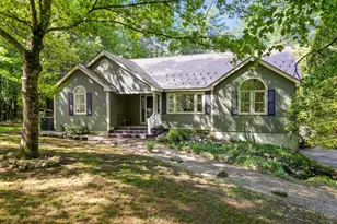 22 Mehaffey Ln, Rowley, MA 01969 - Photo 2