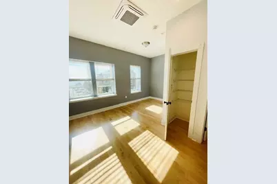 301 North St #5, Boston, MA 02113 - Photo 8