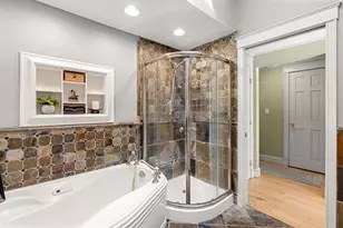 81 Lowell Blvd, Methuen, MA 01844 - Photo 28