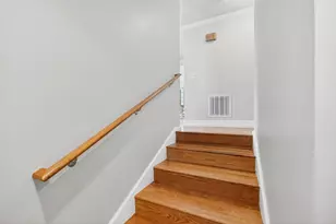 27 Jefferey Ln, Haverhill, MA 01832 - Photo 2
