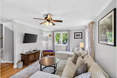 27 Jefferey Ln #27, Haverhill, MA 01832 - Photo 8