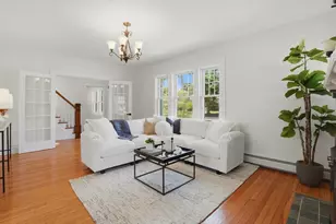 2080 County St, Somerset, MA 02726 - Photo 4