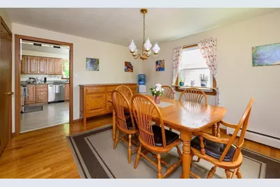 208 North St, Belchertown, MA 01007 - Photo 10