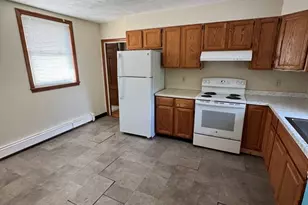 227 N Beacon St, Watertown, MA 02472 - Photo 4