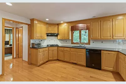 1 Sterling Dr, Hopkinton, MA 01748 - Photo 12