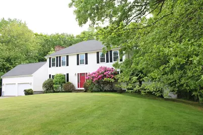 27 Gretchen Way, Raynham, MA 02767 - Photo 1