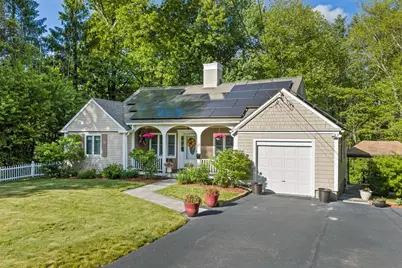 113 Colonel Hunt Dr, Abington, MA 02351 - Photo 2