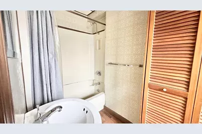 129 Cabot St #2, Lowell, MA 01854 - Photo 4