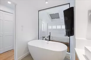 58 Merrimac St, Newburyport, MA 01950 - Photo 22