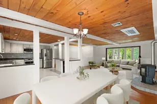 901 Haverhill St, Rowley, MA 01969 - Photo 4