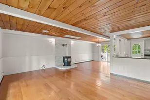 901 Haverhill St, Rowley, MA 01969 - Photo 10