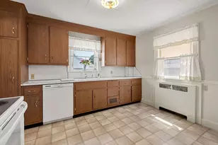 711 Lagrange St, Boston, MA 02132 - Photo 12