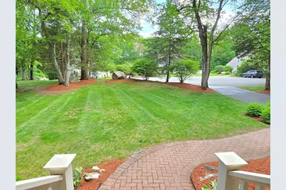 7 Whippoorwill Ln, Ashland, MA 01721 - Photo 4