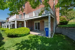 26 Breakwater Dr, Chelsea, MA 02150 - Photo 14