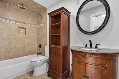 26 Breakwater Dr #26, Chelsea, MA 02150 - Photo 8