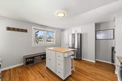 46-R Avon St, Taunton, MA 02780 - Photo 6