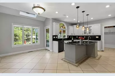 21 Coach Road, North Attleboro, MA 02760 - Photo 6