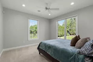 21 Coach Rd, North Attleboro, MA 02760 - Photo 12