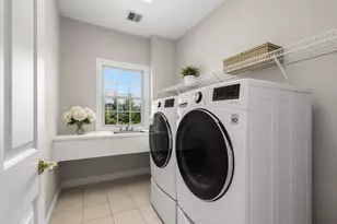 21 Coach Rd, North Attleboro, MA 02760 - Photo 24