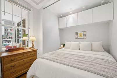 21 Beacon St #4G, Boston, MA 02108 - Photo 8