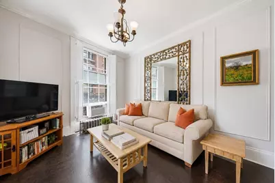 21 Beacon St #4G, Boston, MA 02108 - Photo 2