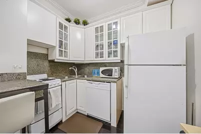 21 Beacon St #4G, Boston, MA 02108 - Photo 12