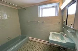 623 Quincy Shore Dr, Quincy, MA 02170 - Photo 10