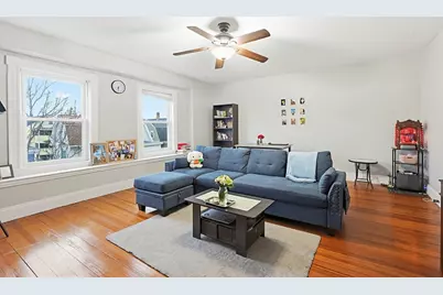 17 Golden #3, Medford, MA 02155 - Photo 4