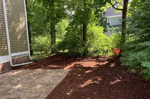 194 Auburn St, Newton, MA 02466 - Photo 16
