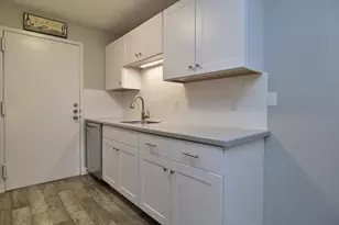 8 Village Way, Natick, MA 01760 - Photo 10