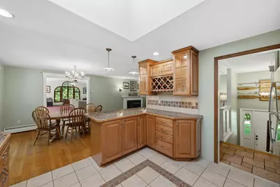 10 Blueberry Ln, Sturbridge, MA 01566 - Photo 12