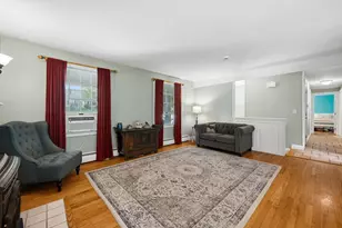 10 Blueberry Ln, Sturbridge, MA 01566 - Photo 6