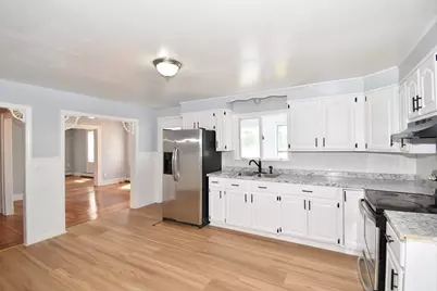 250 School St, Chicopee, MA 01013 - Photo 18