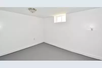250 School St, Chicopee, MA 01013 - Photo 32