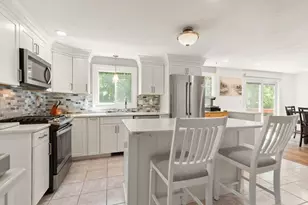 98 Laurelwood Dr, North Attleboro, MA 02760 - Photo 6