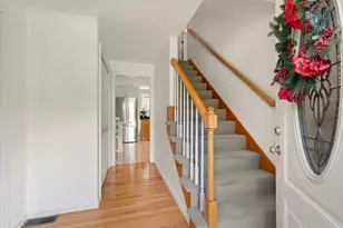 98 Laurelwood Dr, North Attleboro, MA 02760 - Photo 2