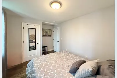 394 Western Ave, Lynn, MA 01904 - Photo 14