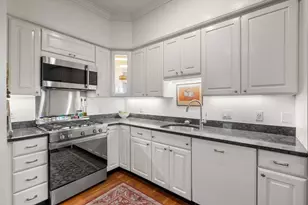 70 Victoria St, Somerville, MA 02144 - Photo 8