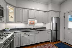 70 Victoria St, Somerville, MA 02144 - Photo 8