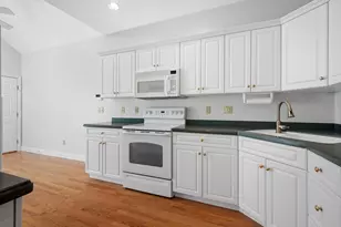 7 Blossom Tree Dr, Shrewsbury, MA 01545 - Photo 8