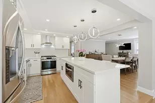 8 Woodbury Ave, Saugus, MA 01906 - Photo 2