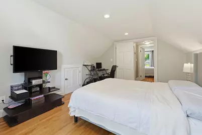 8 Woodbury Ave, Saugus, MA 01906 - Photo 20