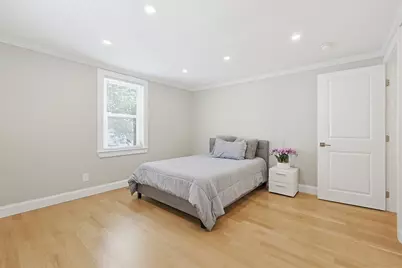8 Woodbury Ave, Saugus, MA 01906 - Photo 16