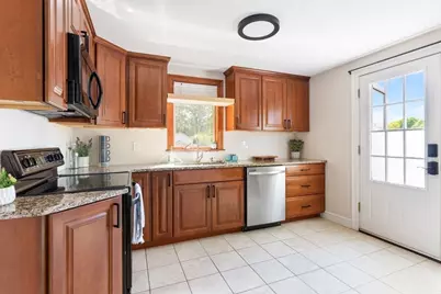 149 Oak St, Natick, MA 01760 - Photo 8