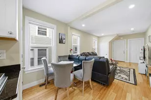 16 Crescent St, Lynn, MA 01902 - Photo 4
