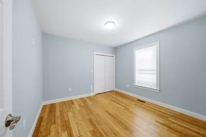 16 Crescent St, Lynn, MA 01902 - Photo 12