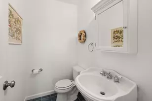 8 Friendship Ln, Bourne, MA 02532 - Photo 20