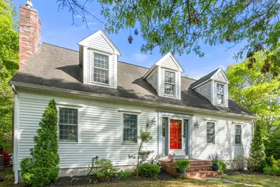 8 Friendship Ln, Bourne, MA 02532 - Photo 2